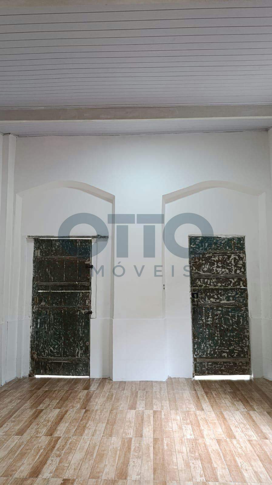 Ponto comercial de 60 m² com cozinha e banheiro para locação · foto 3