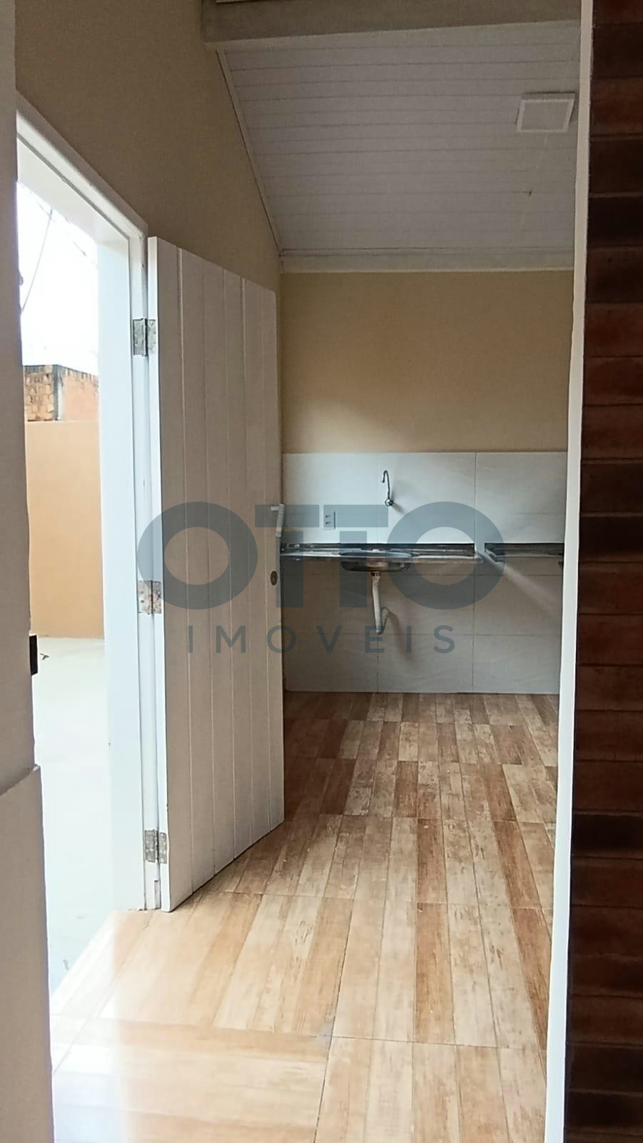 Ponto comercial de 60 m² com cozinha e banheiro para locação · foto 6