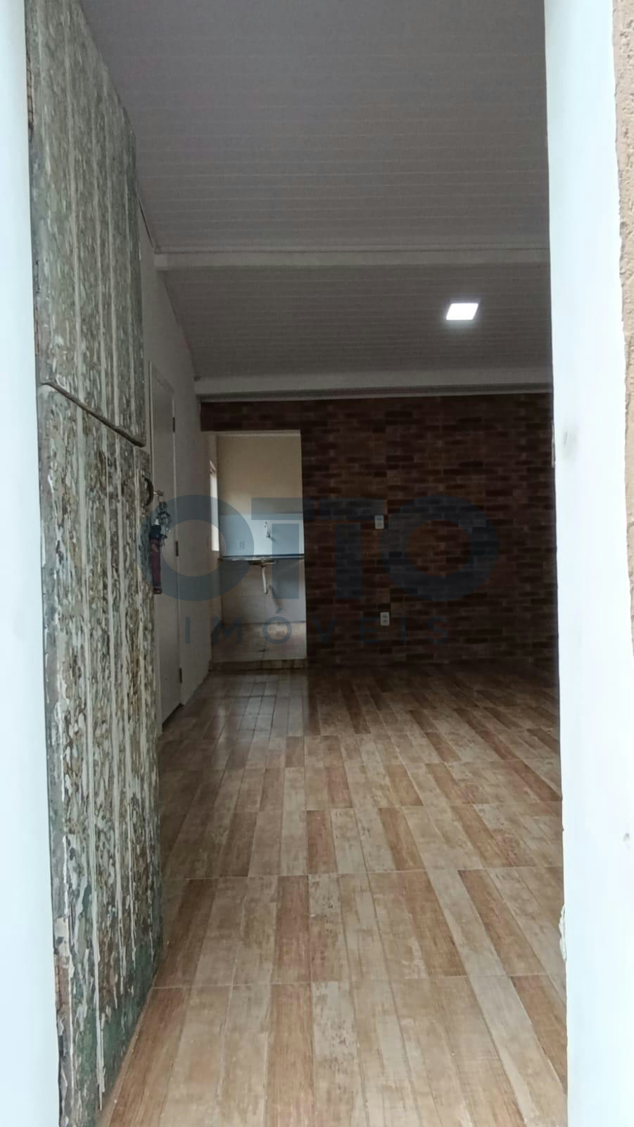 Ponto comercial de 60 m² com cozinha e banheiro para locação · foto 2