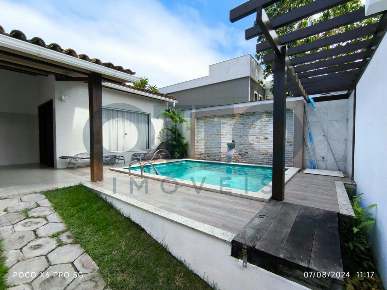 Foto de Casa para alugar em São Francisco — Arraial d'Ajuda, Porto Seguro