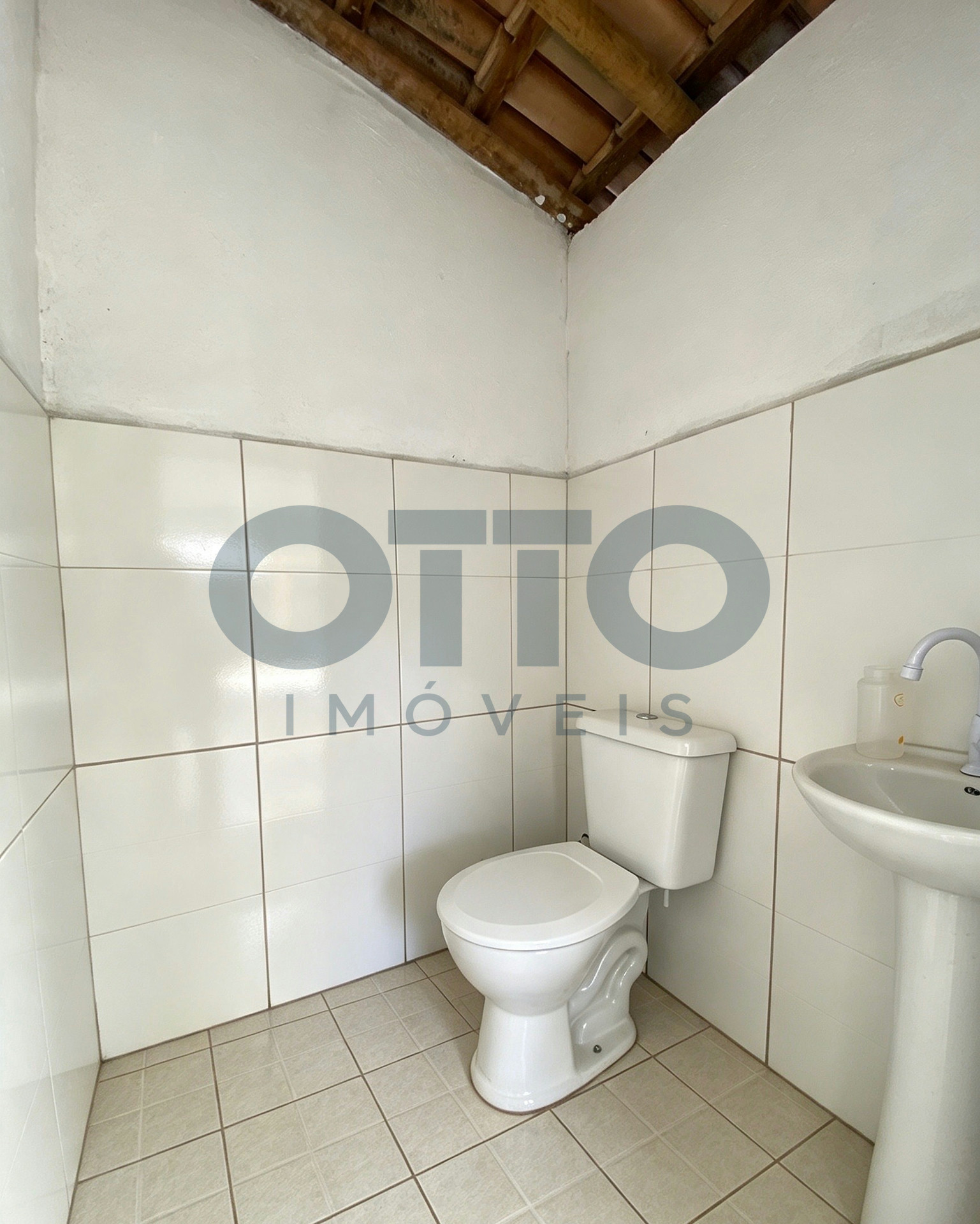 CASA COM PONTO COMERCIAL E TERRENO À VENDA NO ALTO DAS VILAS – ARRAIAL D’AJUDA | · foto 10