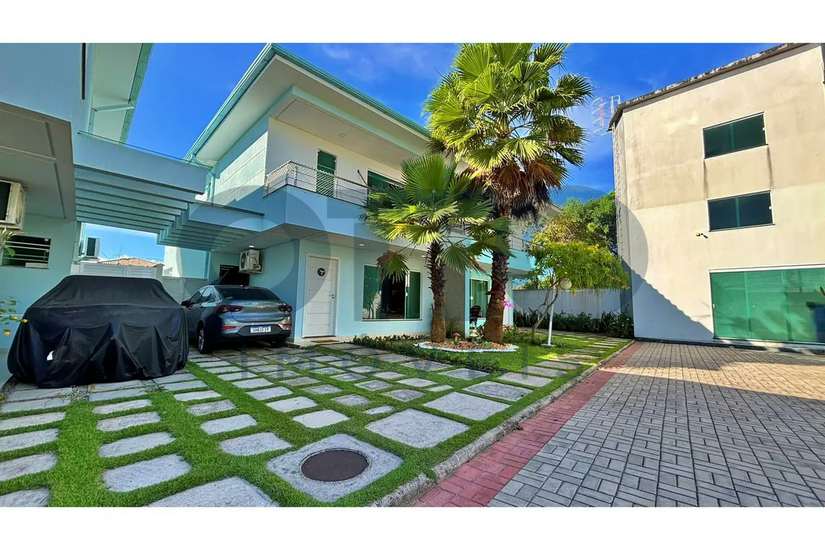 Foto de Duplex com 4 quartos à venda em Taperapuã, Porto Seguro