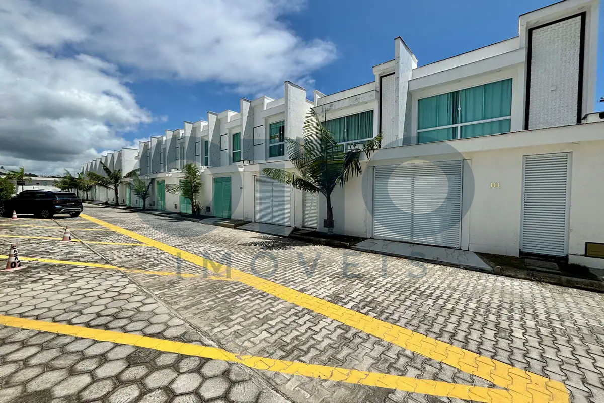 Foto de Duplex com 4 quartos em Taperapuã, Porto Seguro — Alugado