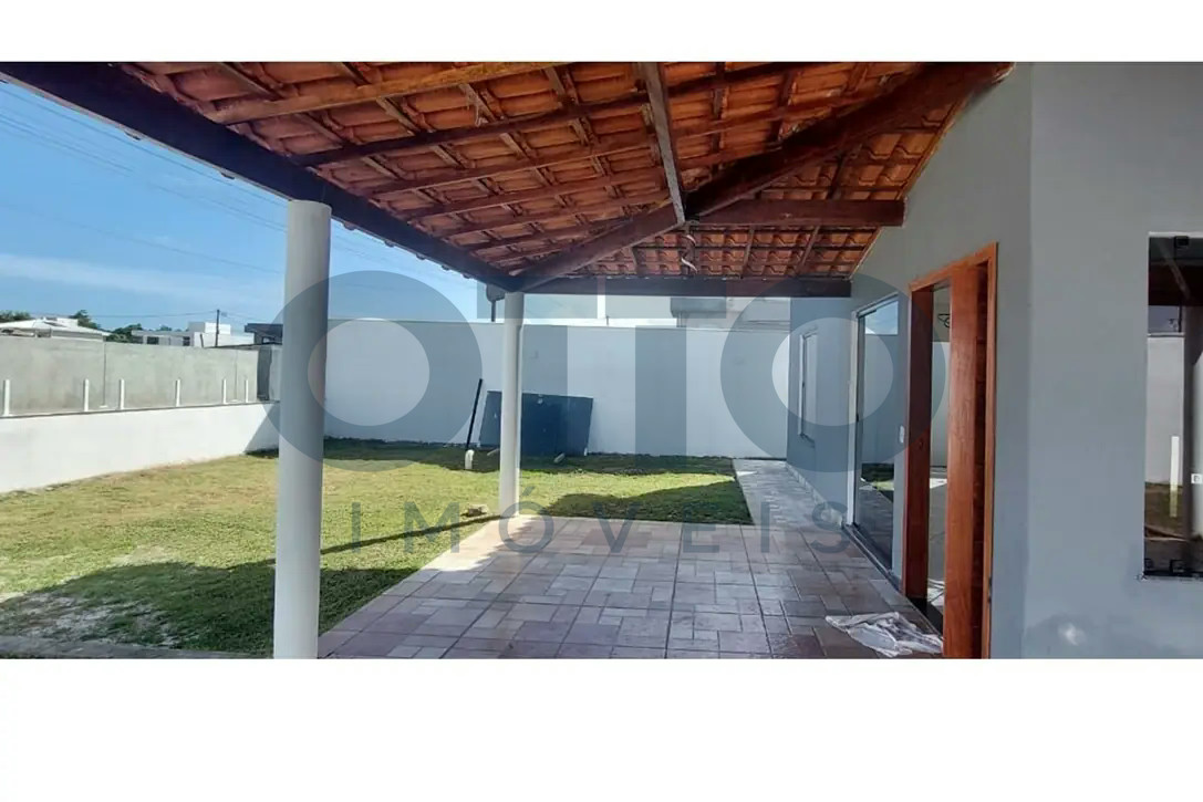 Foto de Casa com 3 quartos para alugar em Olhos D'Água, Porto Seguro