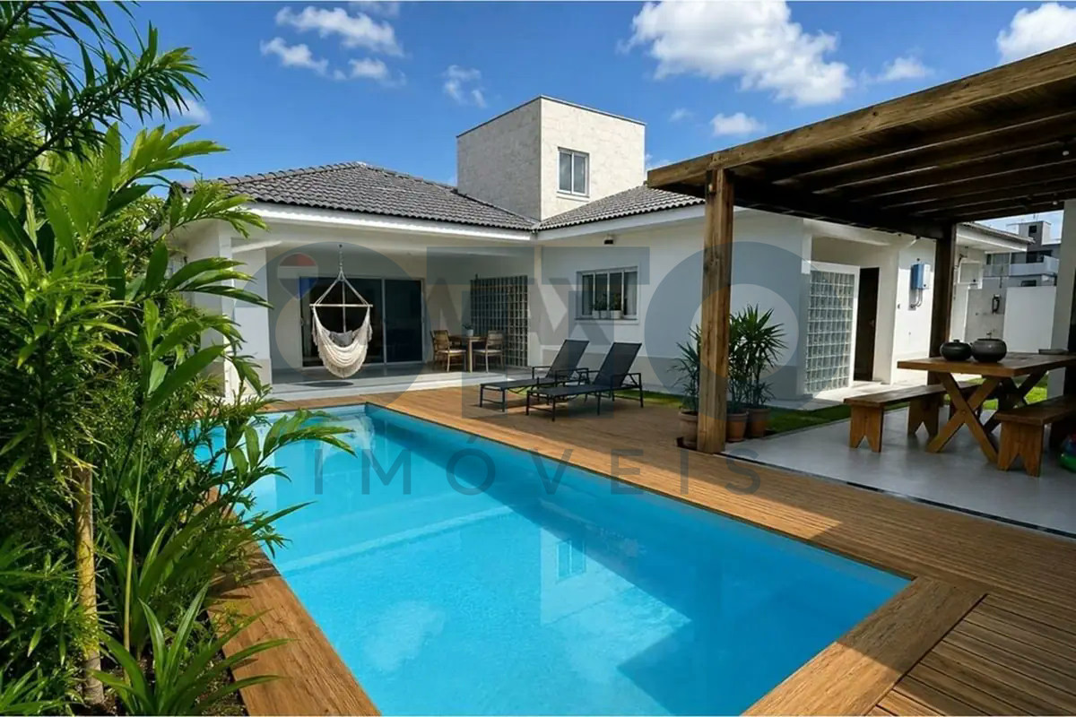 Casa, 2 quartos, 200 m² - Foto 1